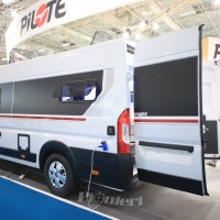 Pilote V 630 J4 Premium (4)
