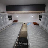 Caravan Caravelair Titanium Anniversary 450 (9)