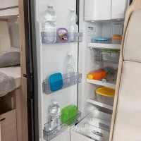 frigo_d225f7a279f9c3000f8b56be60658373_t